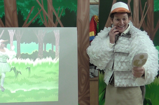 הברווזון המכוער הצגת ילדים