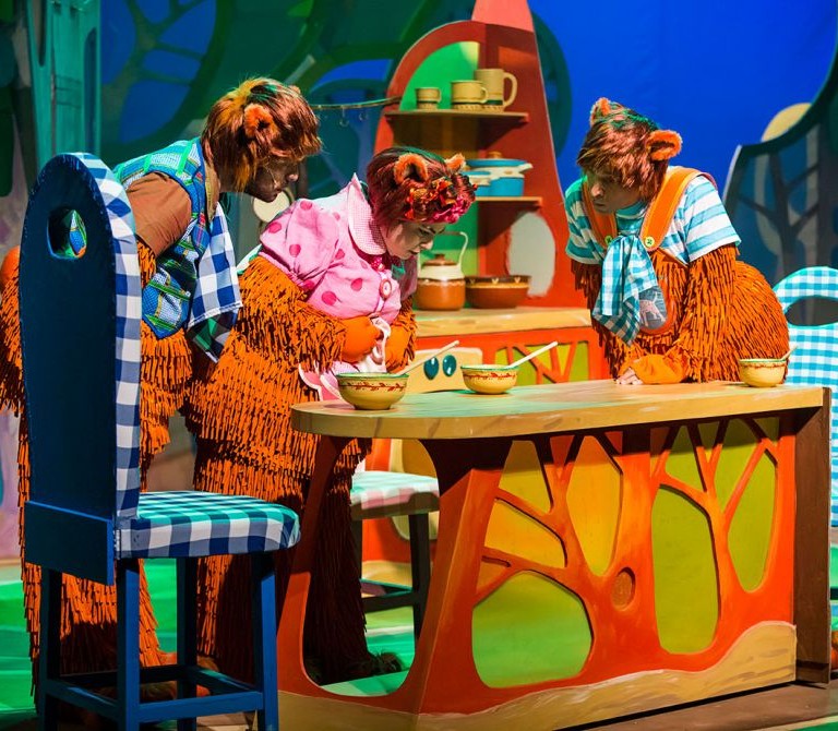 זהבה ושלושת הדובים | תיאטרון אורנה פורת